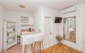 Skiljini Dvori - Studio-Apartman 3